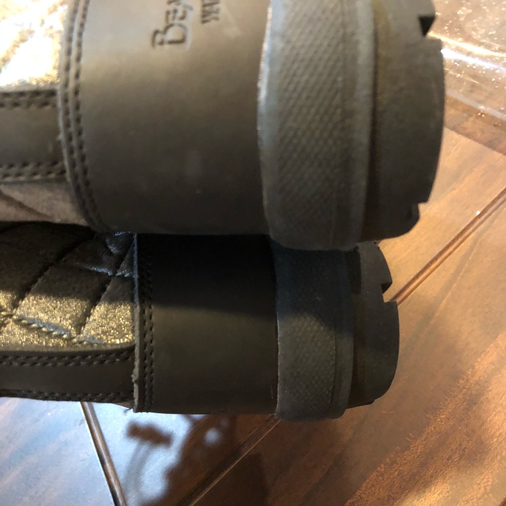 Bearpaw - Picture 6 of 8